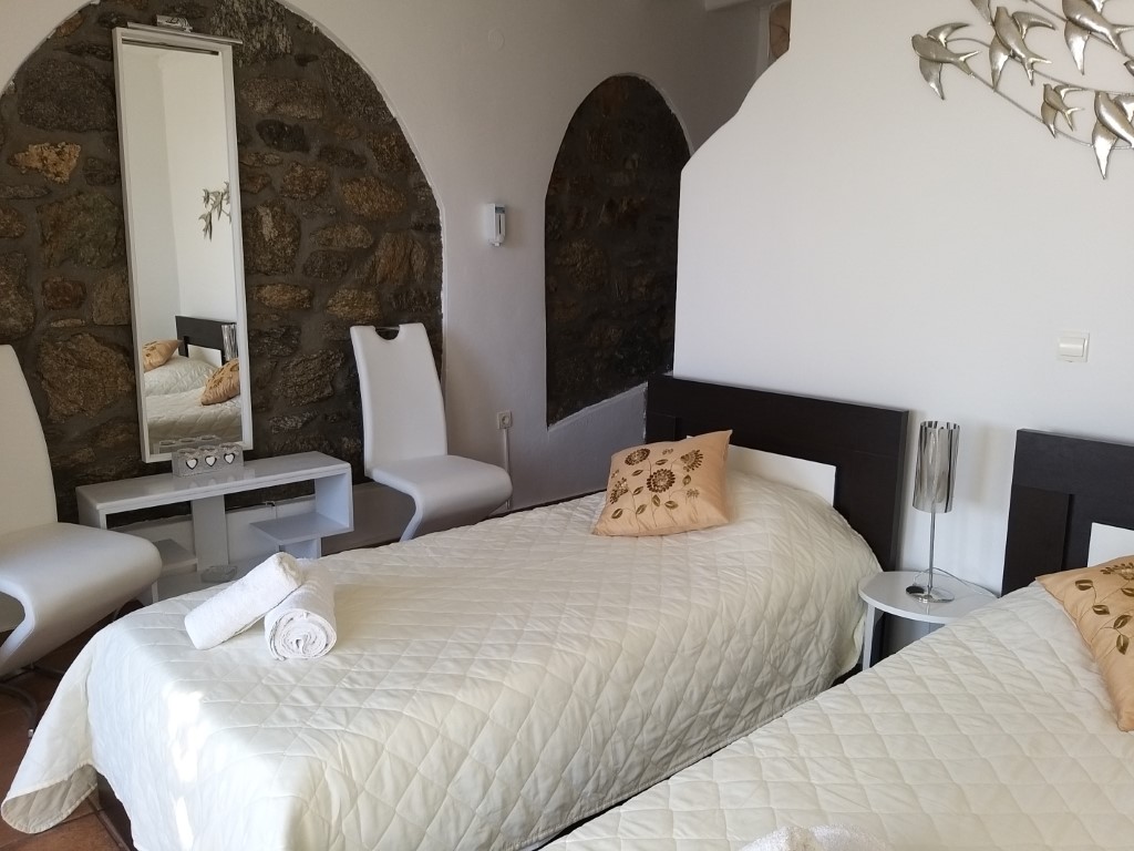 Double or Twin Room with Sea View - La Veranda of Mykonos