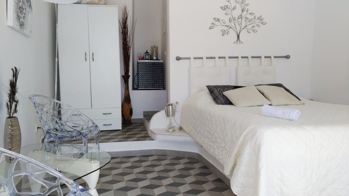 Double Room with Sea View N9 - La Veranda of Mykonos Traditional Guesthouse